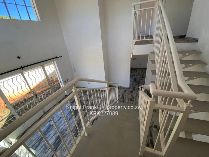 4-Bedroom Townhouse In Kamfinsa
