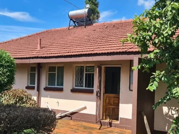 Beautiful 3 Bedroomed House in Prime Neighbourhood