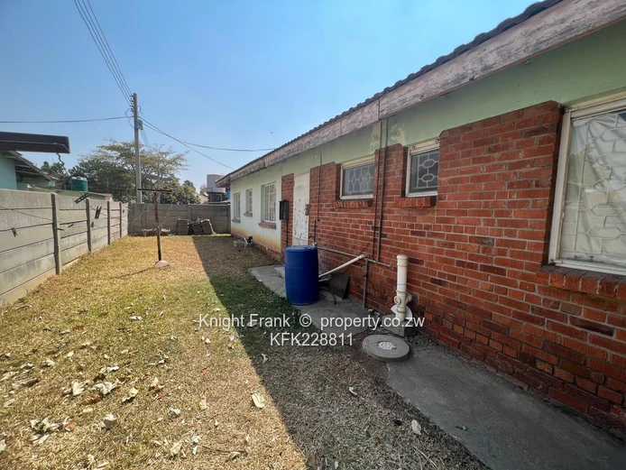6-Bedroom Family Home
