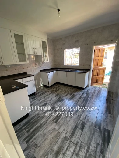 4-Bedroom Townhouse In Kamfinsa